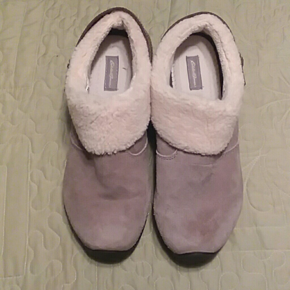 Eddie Bauer clogs. Like new.